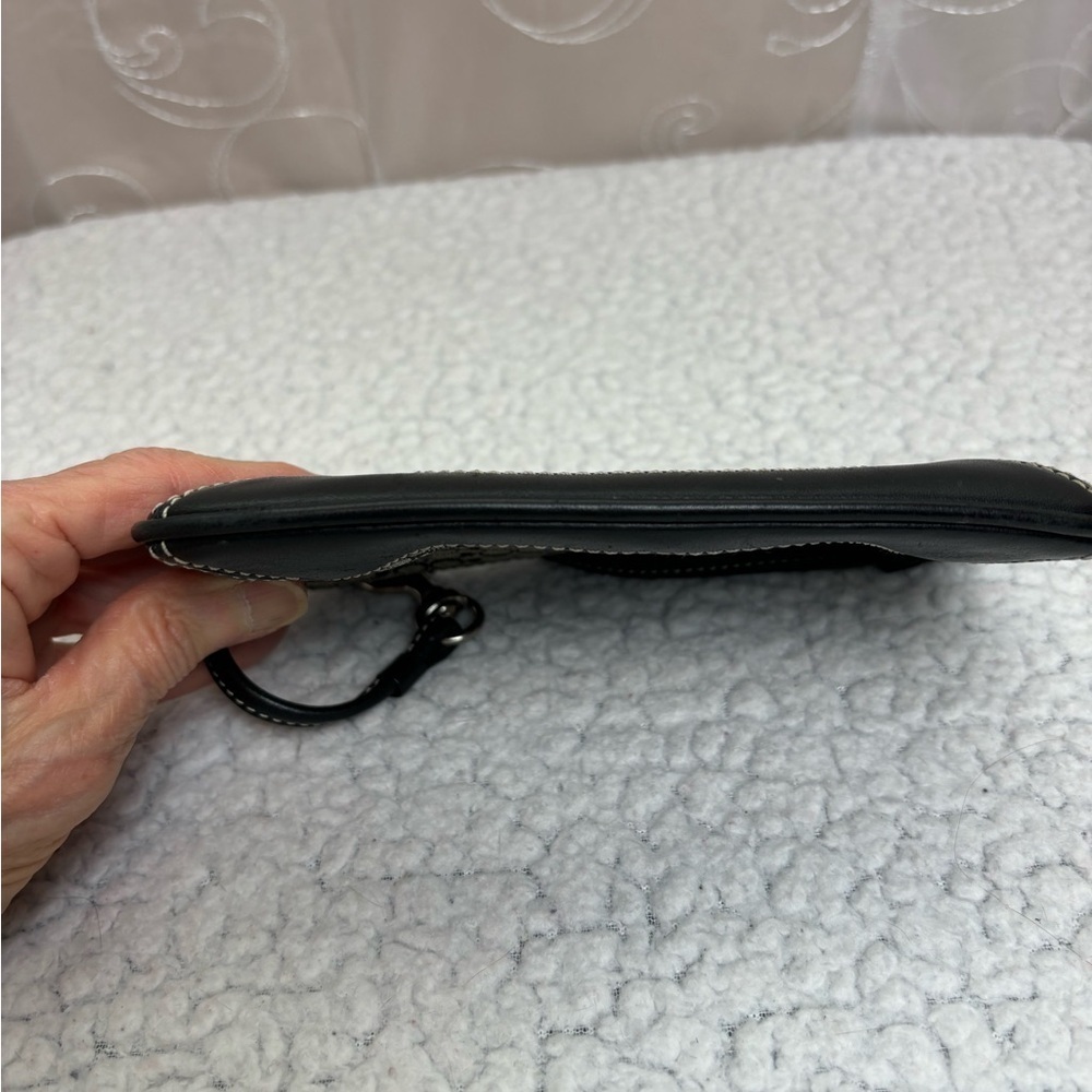 Coach Black Signature Fabric/Leather Wristlet - Picture 4 of 10